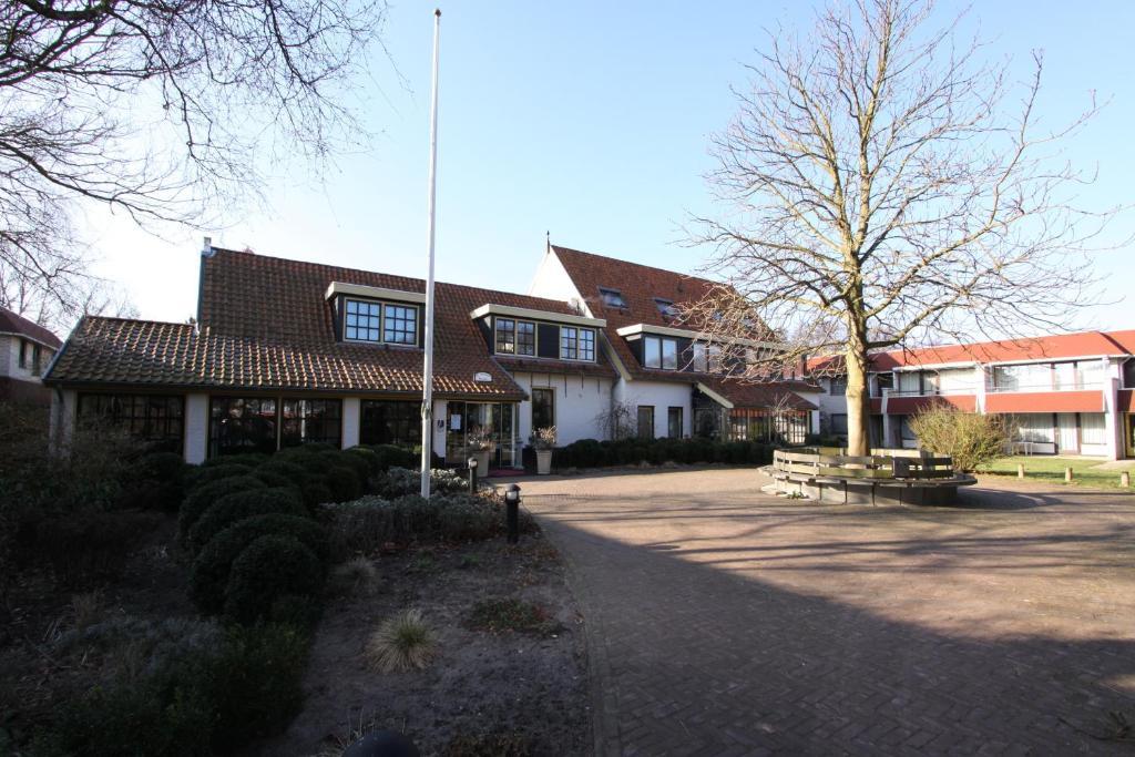 Hotel De Torenhoeve Burgh-Haamstede Exterior photo